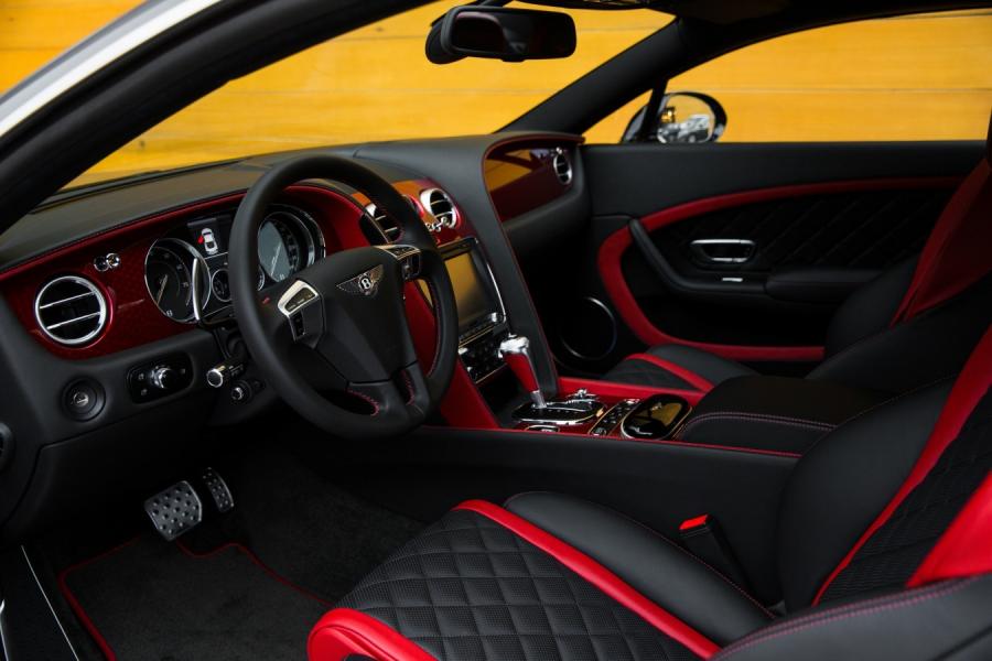 Интерьер Bentley Continental GT V8 S Kobra Edition II 2016 года  (фото 6 из 11)